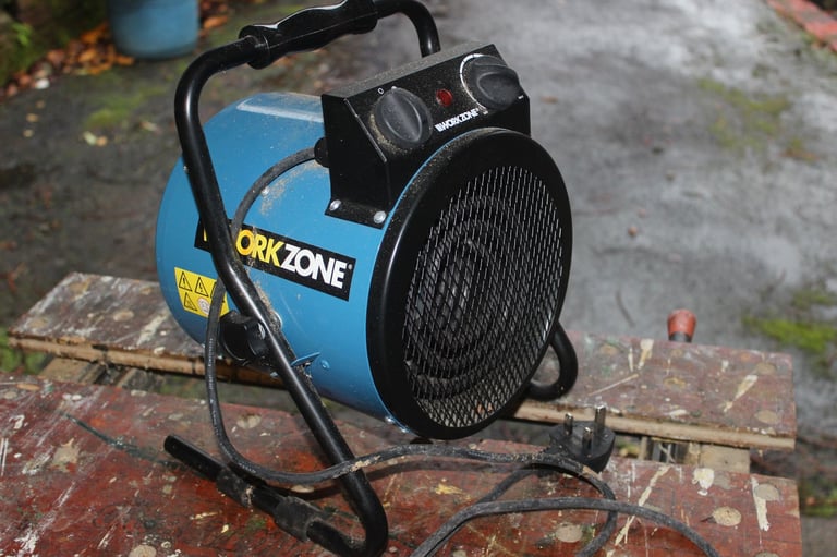 Garage sale of power tools. Drill / electric saw / sander / staple + nail gun / drill / lawn mower