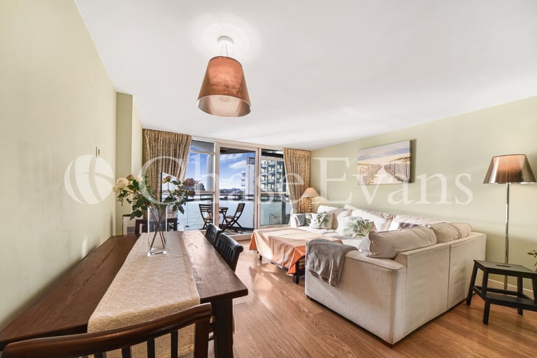 image for 2 bedroom flat in Orion Point, The Odyssey, Docklands, E14