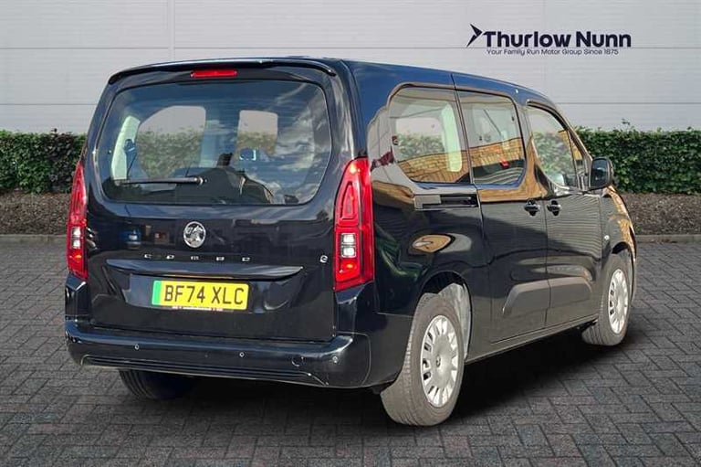 2025 Vauxhall Combo Life Electric 52kWh Design XL MPV 5dr Electric Auto (7.4kW Charger) (136 ps) ...