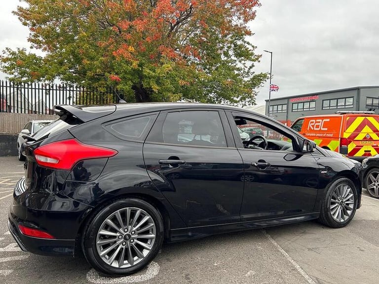 2018 Ford Focus 1.5 TDCi 120 ST-Line Navigation 5dr HATCHBACK DIESEL Manual