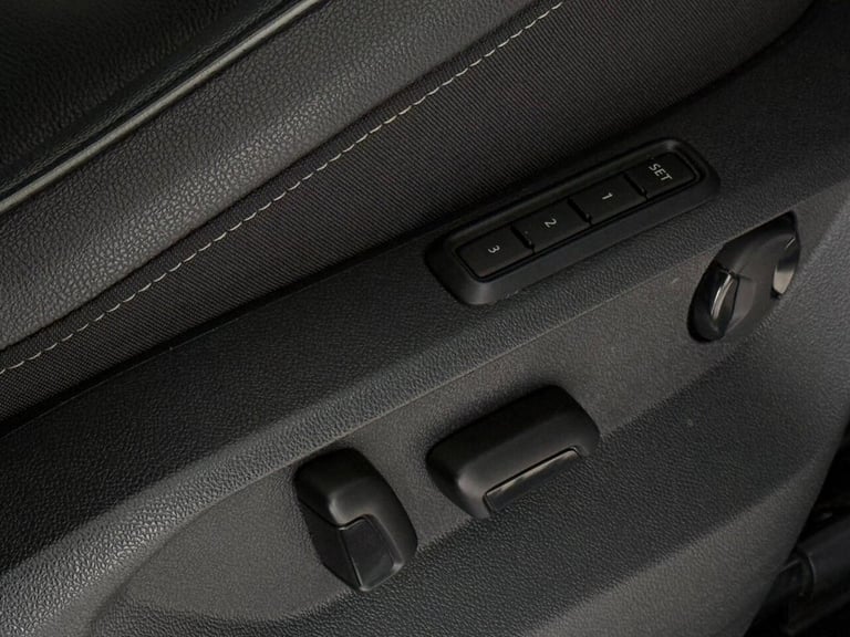 2020 Volkswagen Tiguan Allspace 2.0 TDI 190 4Motion R-Line Tech 5dr DSG ESTATE DIESEL Automatic