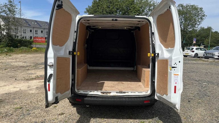  Ford Transit Custom 2.0 EcoBlue 130ps Low Roof Leader Van Van Diesel Manual