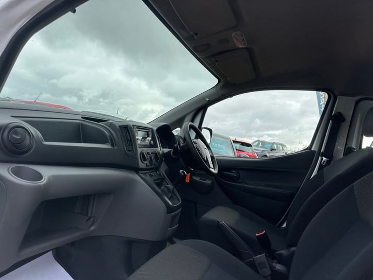 2018 Nissan NV200 1.5 dCi Acenta Van Euro 6 CAR DERIVED VAN DIESEL Manual