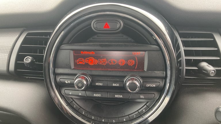 2016 MINI Hatch 1.5 Cooper 5dr Petrol Hatchback Hatchback Petrol Manual