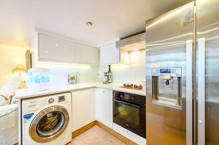 SW3 Riverside CHELSEA 2bed 2bath RGF LUX FLAT DIRECT RIVER VIEWS SLOANE SQ Victorian