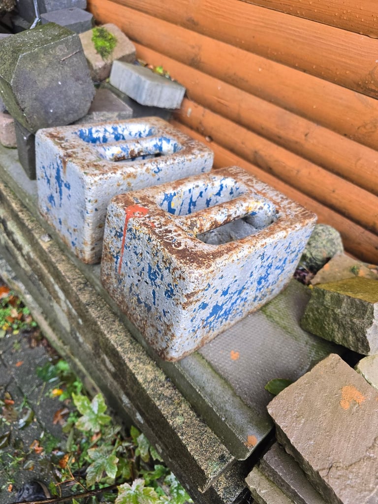Cast Iron 25kg - 56lbs Canal Brage Weights Or Heavy Metal Decorative Weights.