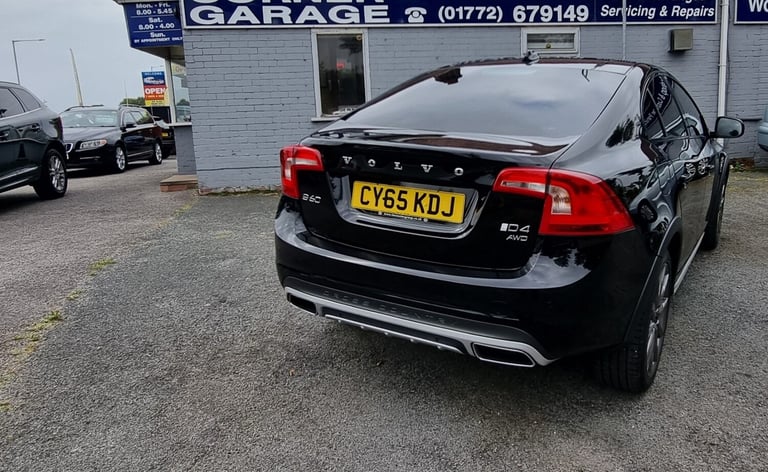 2016 Volvo S60 D4 [190] Cross Country Lux Nav 4dr AWD Geartronic SALOON Diesel Automatic