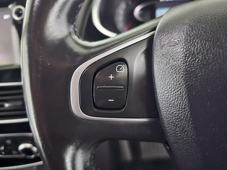 2018 Renault Clio 0.9 TCE 90 Dynamique S Nav 5dr HATCHBACK PETROL Manual