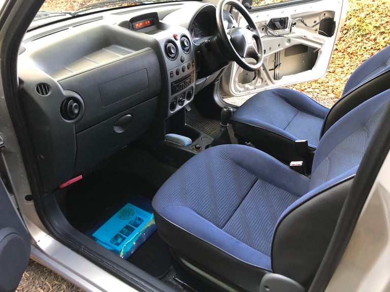 Peugeot, PARTNER ORIGIN COMBI, MPV, 2010, Manual, 1360 (cc), 5 doors