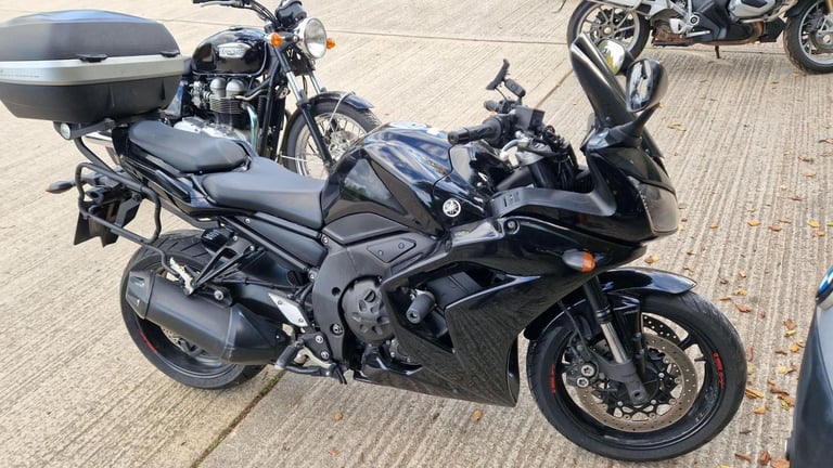 image for 2011 11 YAMAHA FZ1 FAZER ABS 1000 FZ1S BLACK HPI CLEAR FZS1000 SPORTS TOURER