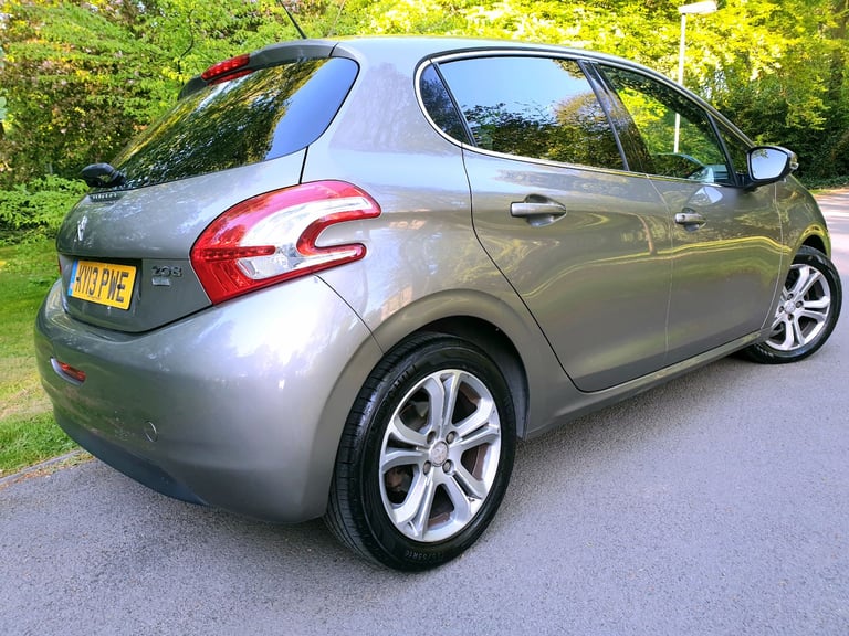 PEUGEOT 208 ALLURE 1.6 E-HDI*2013*FSH*1-OWNER*£20/TAX*BLUETOOTH*CRUISE-C*EL-PACK*#FOCUS#ASTRA#FIESTA