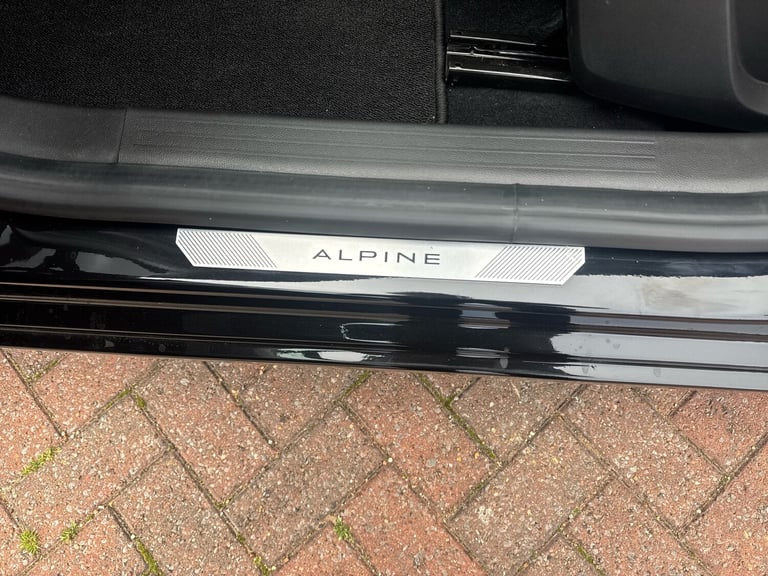 2024 Renault Clio 1.6 E-TECH full hybrid 145 Esprit Alpine 5dr Auto HATCHBACK PETROL/ELECTRIC Aut...