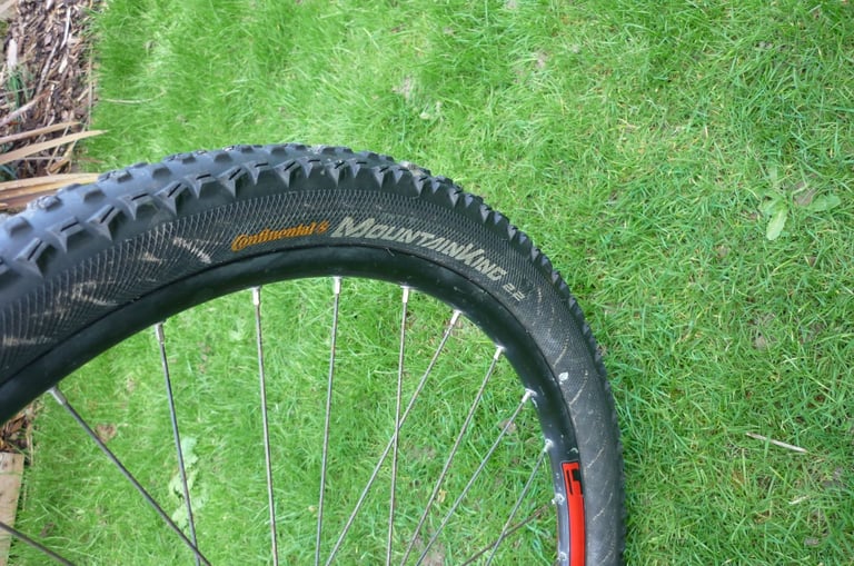 Carrera Kraken 27.5 ((Original Bike)) 18inch  Medium Bike Frame Size 