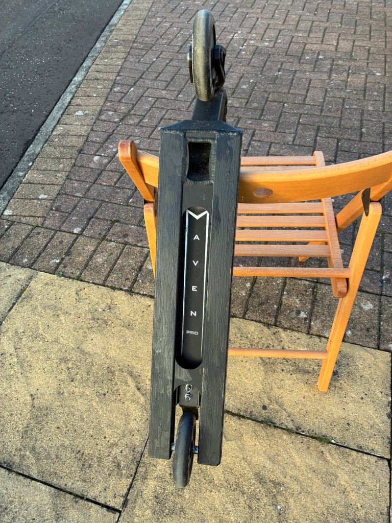 AVEN PRO SCOOTER
