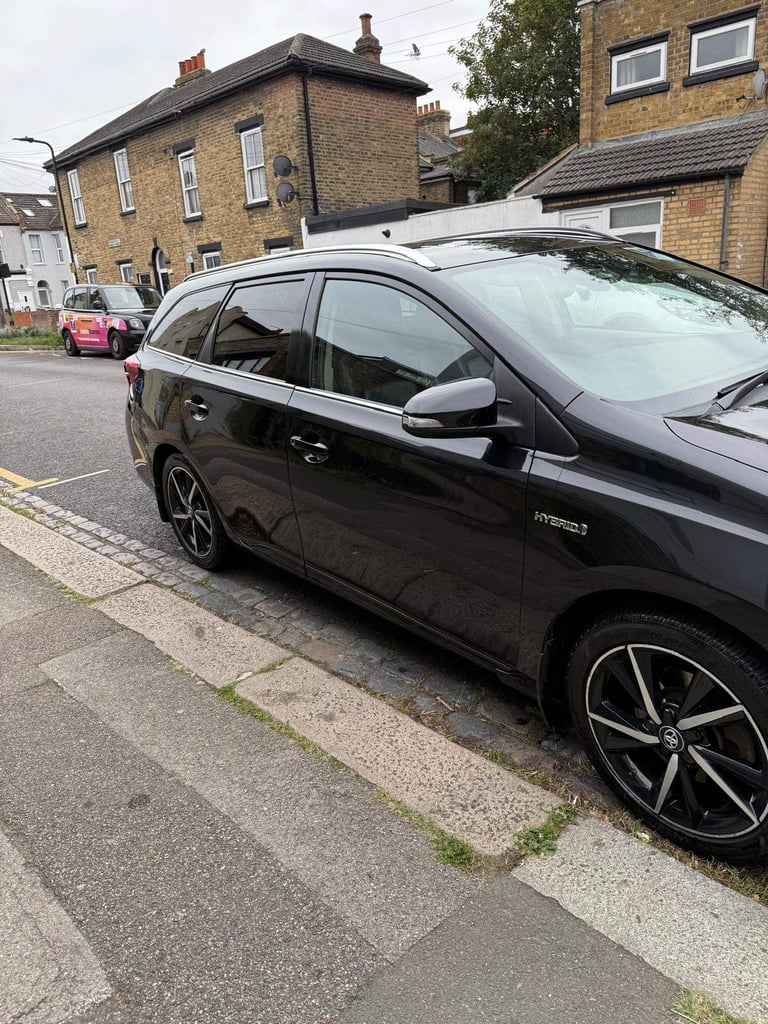 Pco car Toyota, AURIS, Estate, 2018, Other, 1798 (cc), 5 doors