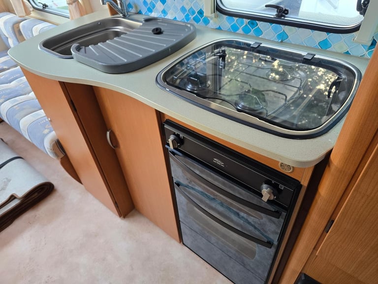 NOW SOLD 2007 Bailey Ranger 550 6 Berth Fixed Rear Bunks Caravan, Motor Mover