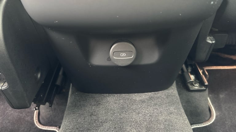 2021 Volvo XC60 2.0 B4D R DESIGN 5dr Geartronic Diesel Estate Estate Diesel Automatic