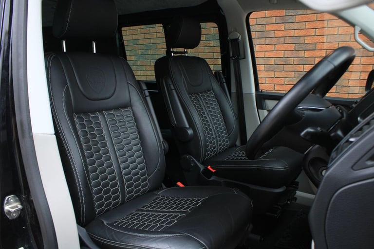 2019 Volkswagen Transporter 2.0 BiTDI T32 BlueMotion Tech Highline Kombi DSG FWD SWB Euro 6 (s/s)...