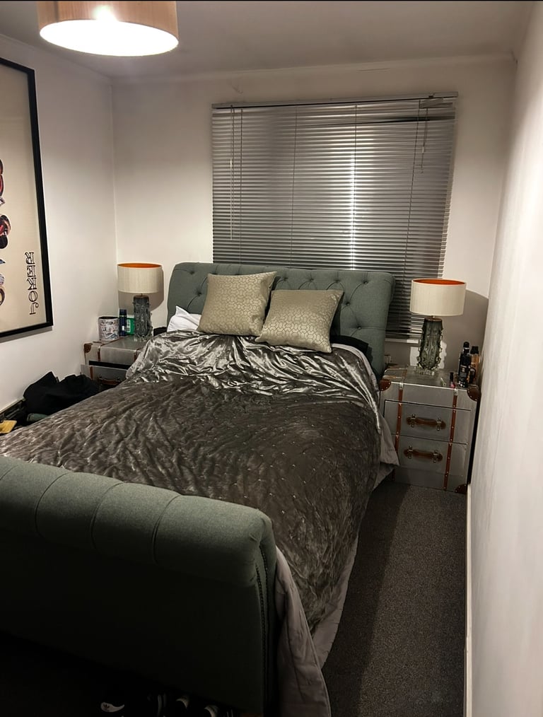 Double bed room to rent furn