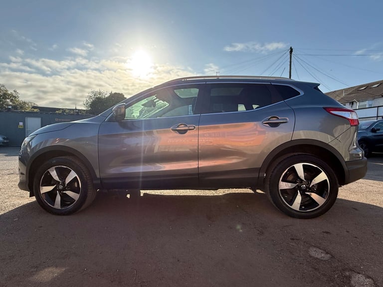 2015 Nissan Qashqai 1.6 DiG-T N-Tec+ 5dr HATCHBACK PETROL Manual