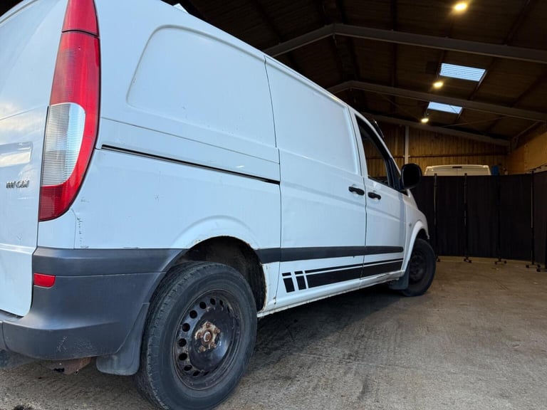 MERCEDES-BENZ VITO 2.1 111CDI Compact Panel Van SWB 5dr 2009