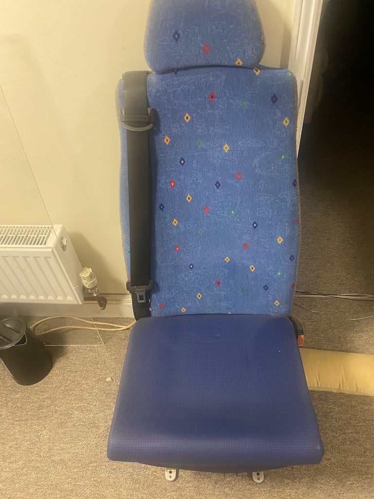 image for Extra removable passenger seat with integral seat belt 