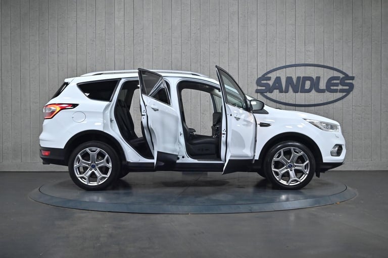 2018 Ford Kuga 1.5T EcoBoost Titanium X Euro 6 (s/s) 5dr HATCHBACK Petrol Manual