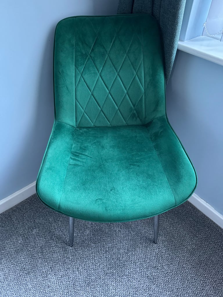 2x emerald green chairs 