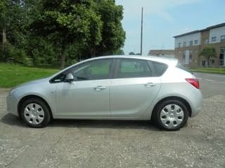 012 VAUXHALL ASTRA EXCLUSIVE 1.4,5 DOOR HATCHBACK,MOT NOV 025,PART HISTORY,ULEZ COMPLIANCE