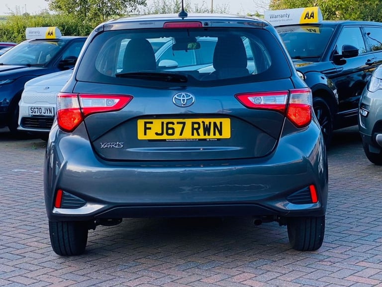 2018 Toyota Yaris 1.5 VVT-i Icon Tech Hatchback 5dr Petrol Manual Euro 6 (111 ps) Hatchback Petro...