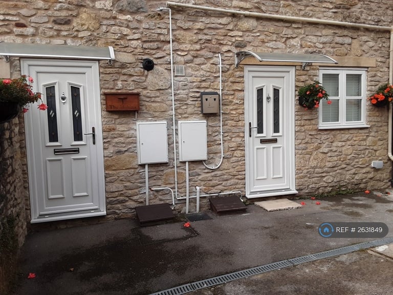 image for 1 bedroom in Peter Street, Shepton Mallet, BA4 (#2631849)