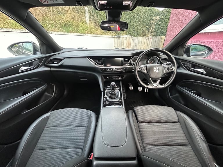 2017 Vauxhall Insignia 2.0 Turbo D SRi Vx-line Nav 5dr ESTATE Diesel Manual