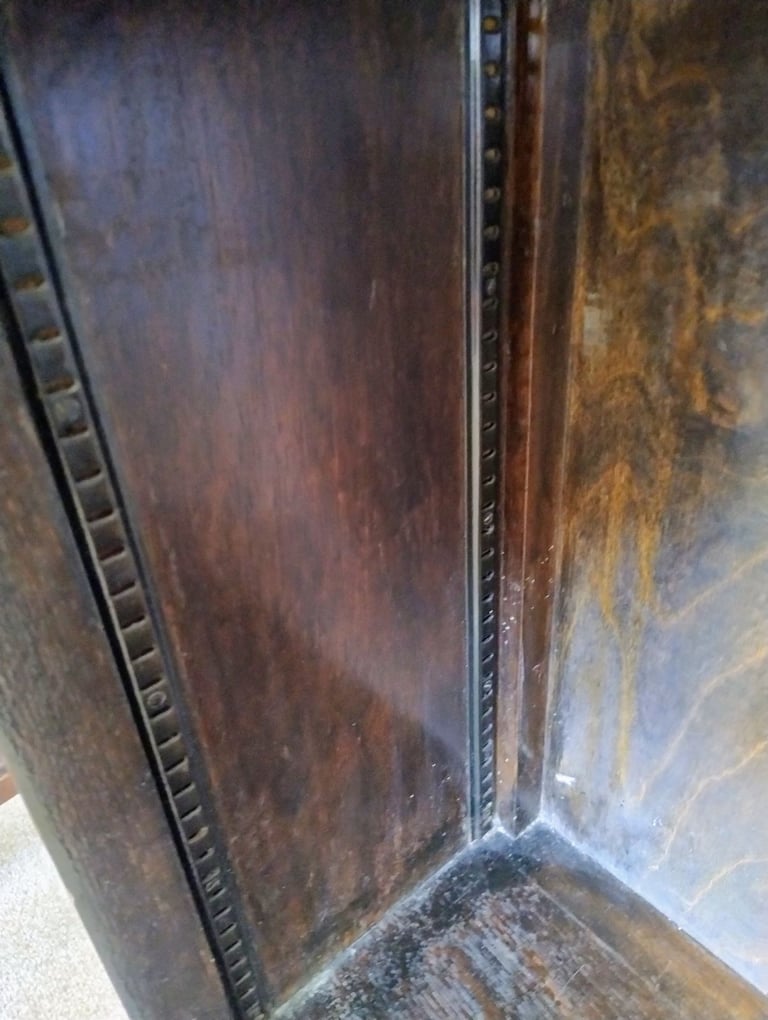 Sturdy Dark Wood Adjustable Shelves 