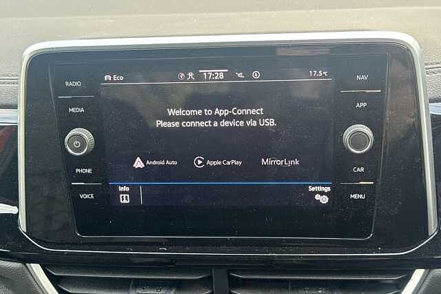 2022 Volkswagen T-Roc 1.5 TSI R-Line 5dr DSG + 19' MISANO ALLOYS + KEYLESS + REAR CAMERA Hatchbac...
