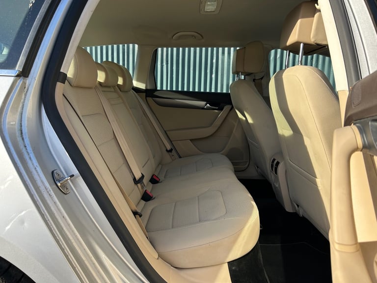 2011 Volkswagen Passat 2.0 TDI Bluemotion Tech SE 5dr DSG ESTATE Diesel Automatic