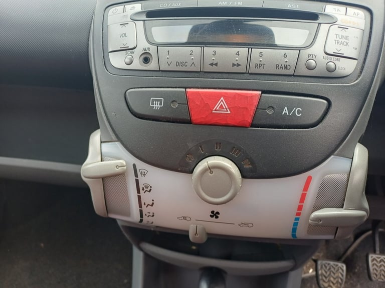 2007 Peugeot 107 1.0 Urban Move 3dr HATCHBACK Petrol Manual