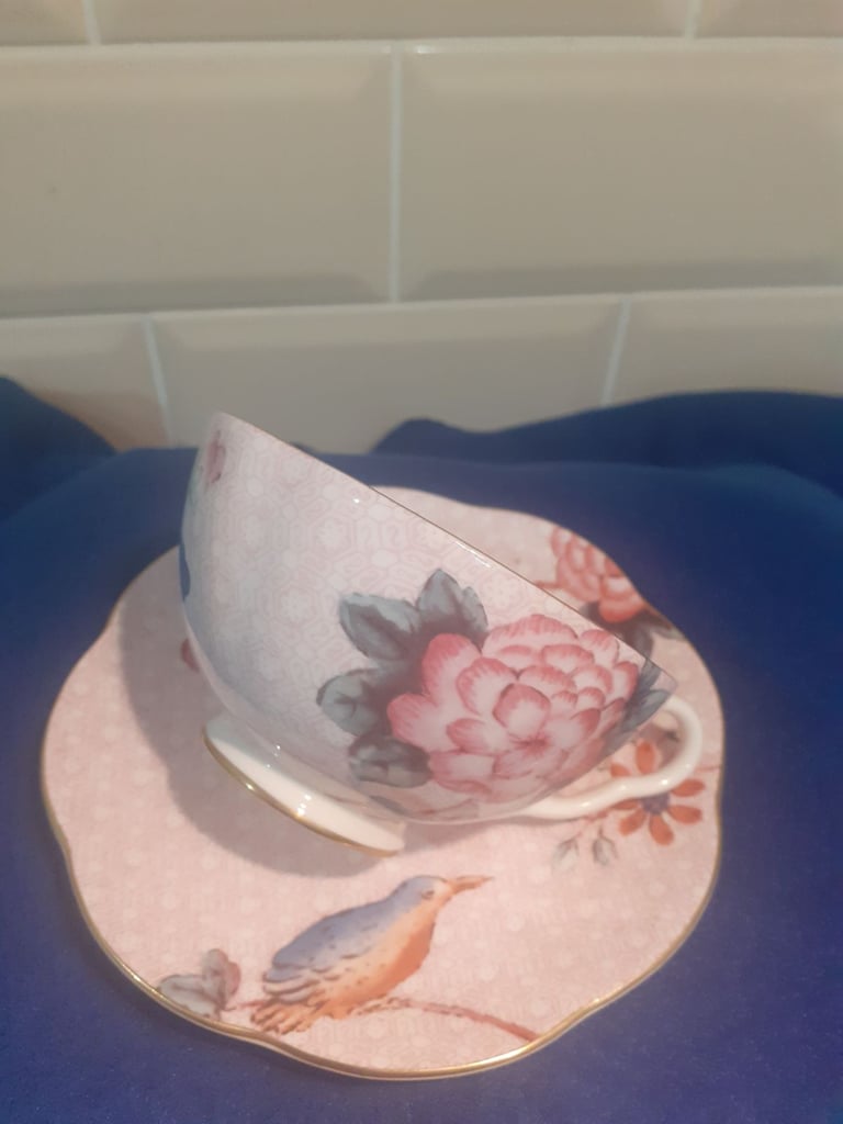 Beautiful Wedgwood China Cuckoo Cup & Saucer, Pink, Gold, Floral, Besutiful, Hallmarj, Unused