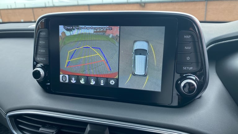 2019 Hyundai Santa Fe 2.2 CRDi Premium SE 5dr 4WD Auto ESTATE DIESEL Automatic