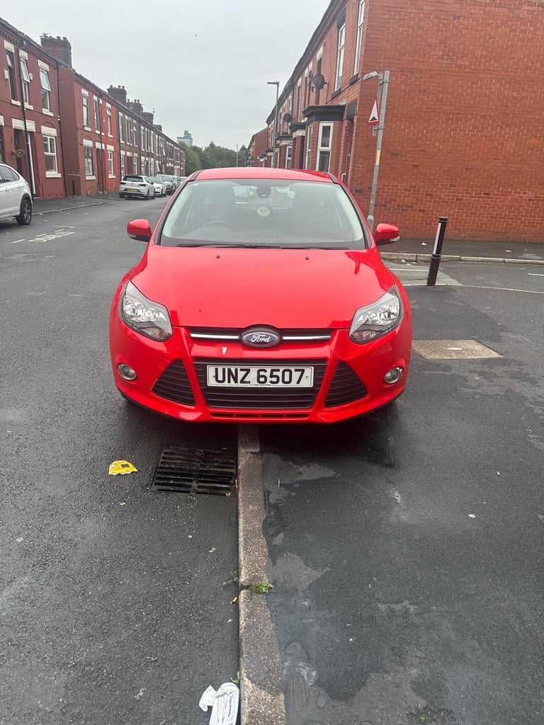 Ford, FOCUS, Hatchback, 2014, Manual, 998 (cc), 5 doors