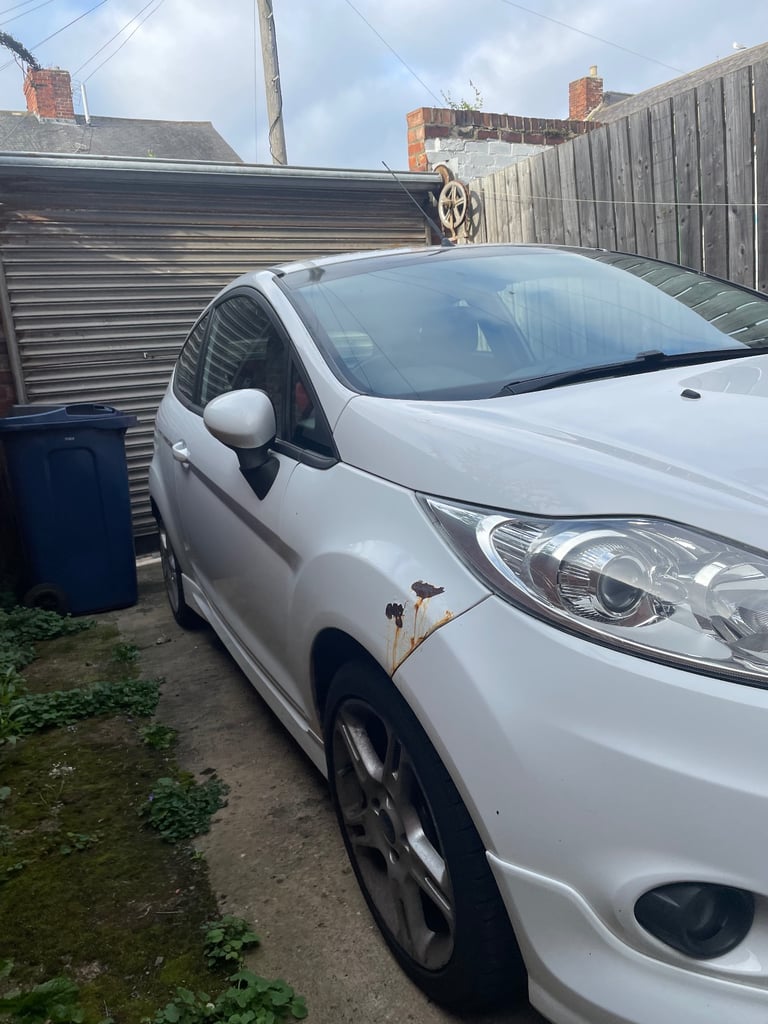 Ford, FIESTA, Hatchback, 2012, Manual, 1596 (cc),3 doors - Image 4