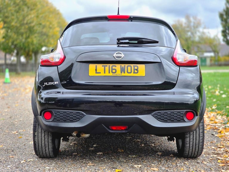 2016 Nissan Juke 1.6 N-Connecta XTRON Euro 6 5dr HATCHBACK Petrol Automatic