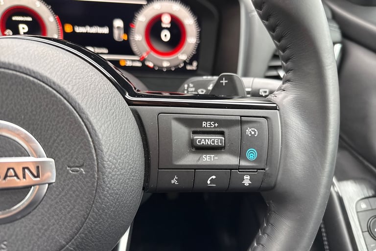 2021 Nissan Qashqai 1.3 DiG-T MH 158 Premiere Edition 5dr Xtronic Hatchback Petrol Automatic