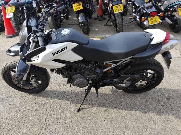 2011 11 DUCATI HYPERMOTARD 796 WHITE NEW MOT HYPER MOTARD SUPERMOTO MOTO