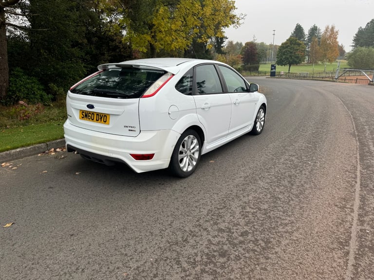 2010 Ford Focus 1.6 TDCi Zetec S 5dr [110] [DPF] HATCHBACK Diesel Manual
