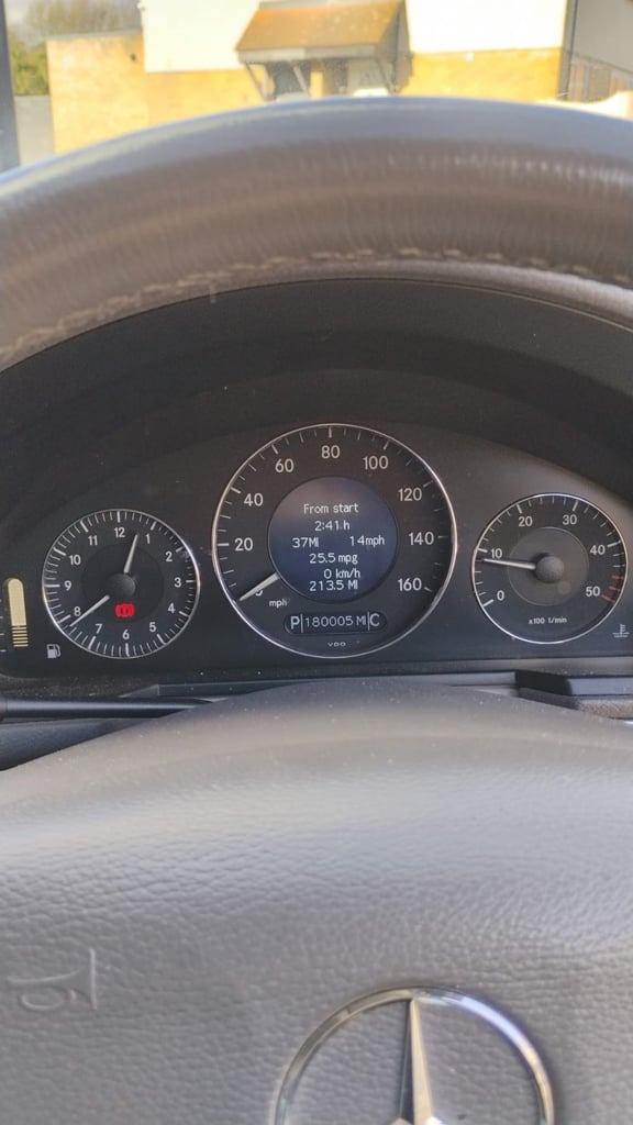 E220 CDI AUTO AVANTGARDE FACELIFT 