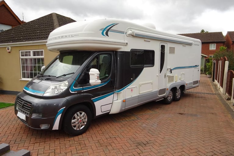 Autotrail Chieftain 2012 4 Berth 4 Belt Fixed Bed Motorhome For Sale