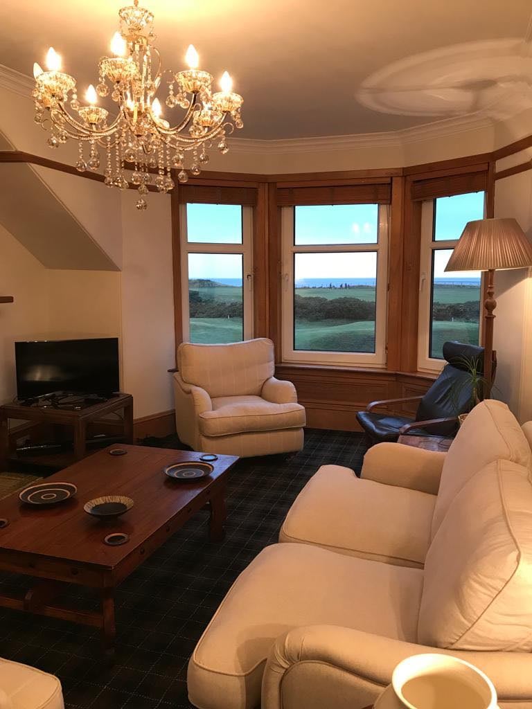 Prestwick 2 Bed Flat