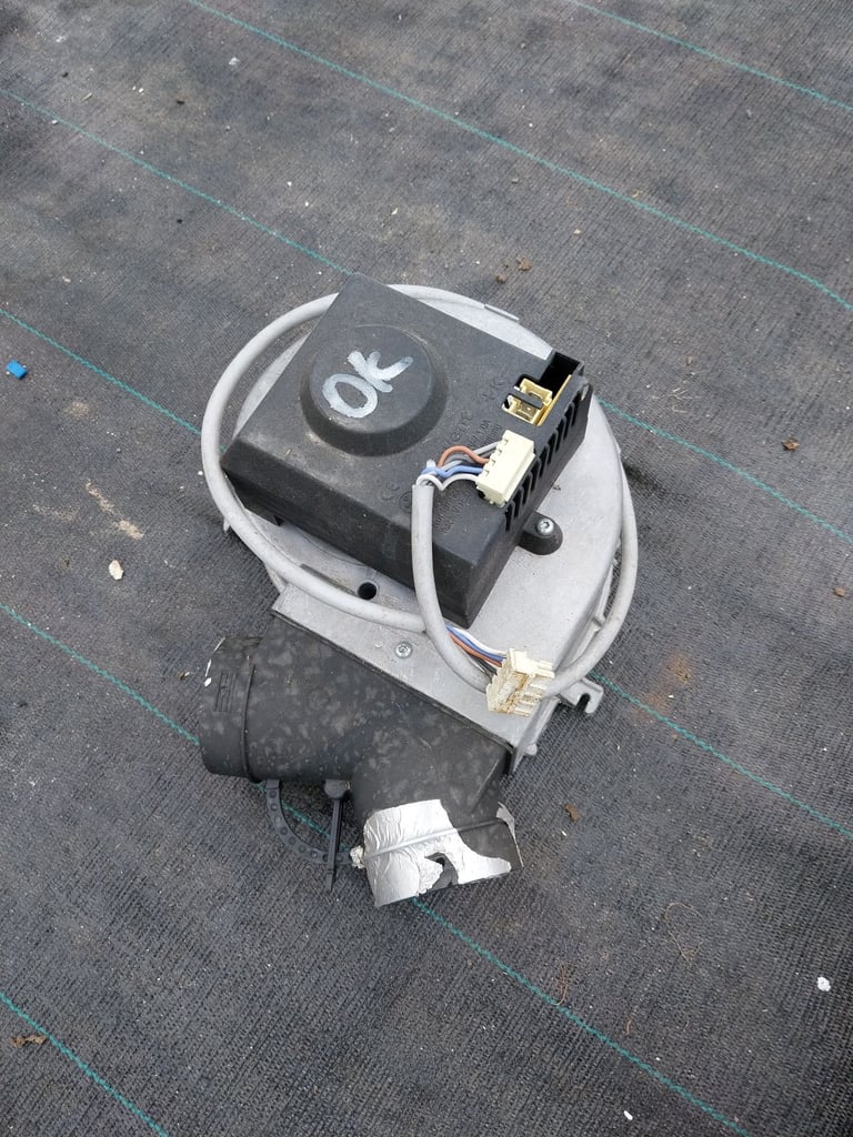 Truma trumatic caravan heater fan unit 