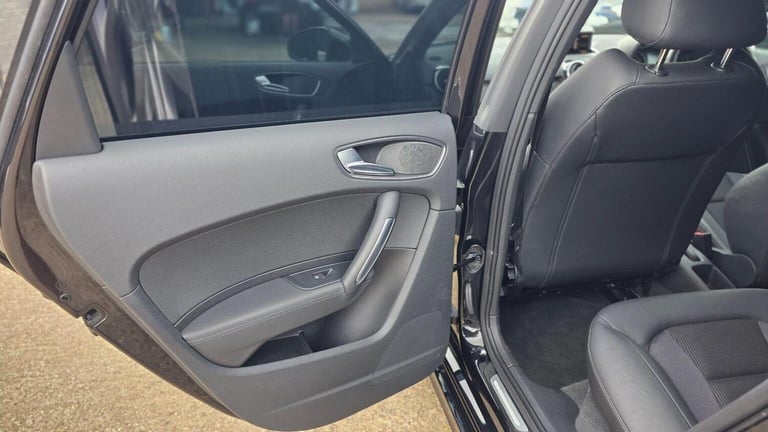 AUDI A1 1.4 TFSI S line Sportback S Tronic Euro 5 5dr 2012