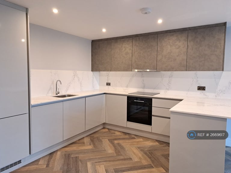 2 bedroom flat in Inicio House, Harrow, HA1 (2 bed) (#2669617)